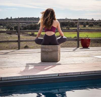 Yoga, Château Castigno - Assignan