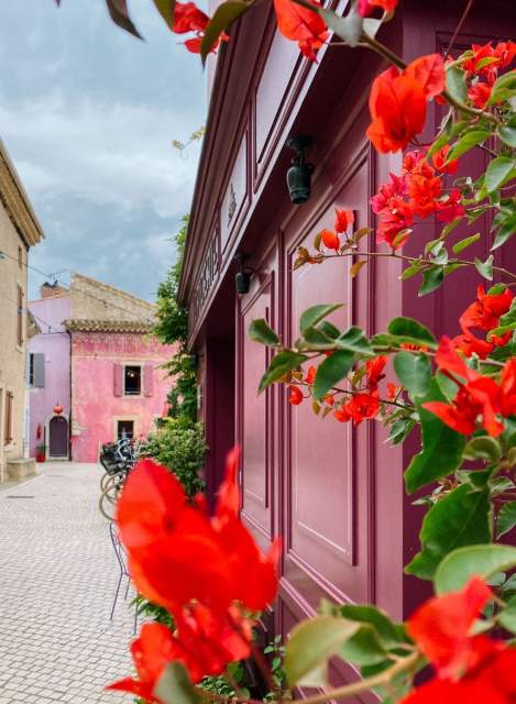 Rue village, Château Castigno - Assignan