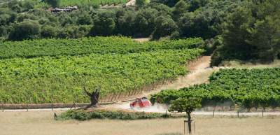 Balade en 2CV, Château Castigno - Assignan